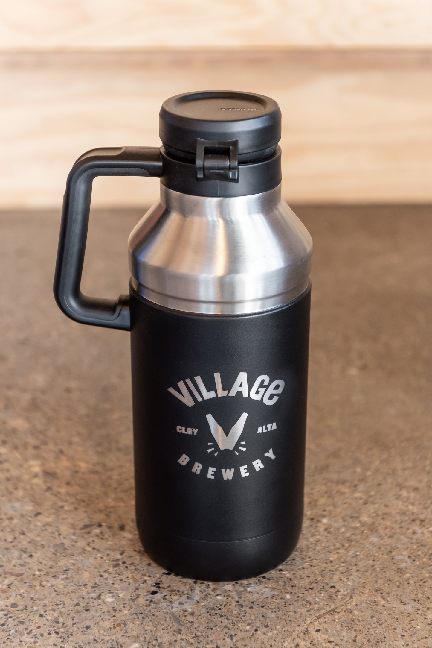 64oz Stanley Growler